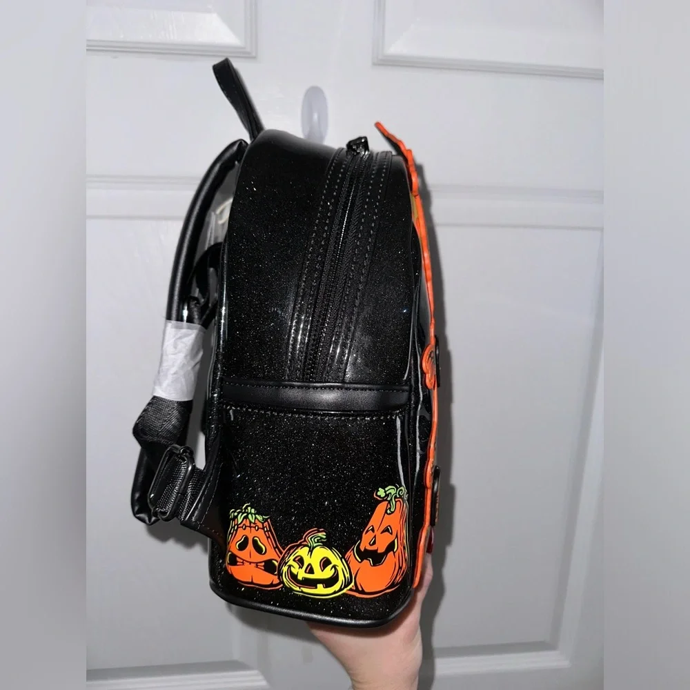 🆕 Disney Parks Mickey and Friends Halloween Haunted House Loungefly Backpack - Picture 6 of 11